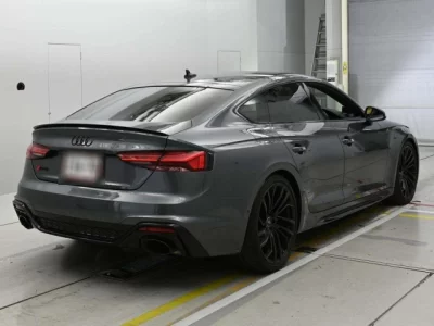 Audi RS5