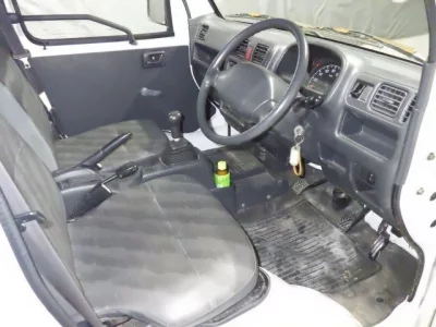 Suzuki CARRY TRUCK  с аукциона в Японии