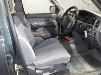 Toyota HILUX SURF  с аукциона в Японии