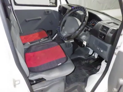 Nissan CLIPPER TRUCK