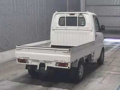 Nissan CLIPPER TRUCK