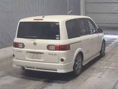 Nissan Lafesta