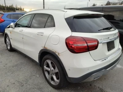 Mercedes-Benz GLA-Class