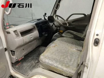 Hino DUTRO  с аукциона в Японии