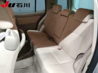 Toyota RAUM лот № 7070 оценка 3.5  с аукциона в Японии 4