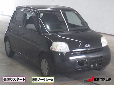 Daihatsu Esse