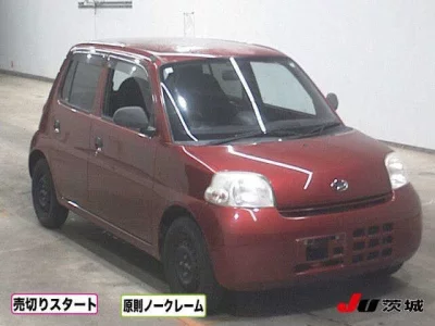Daihatsu Esse