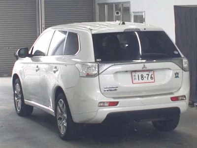 Mitsubishi OUTLANDER PHEV