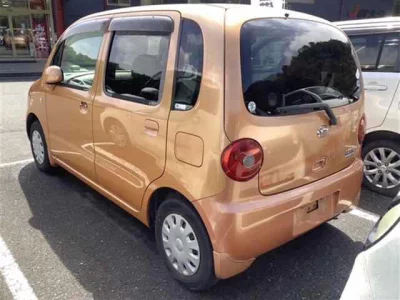 Daihatsu MOVE LATTE