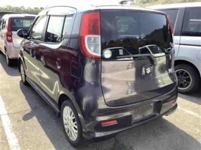 Suzuki MRWAGON