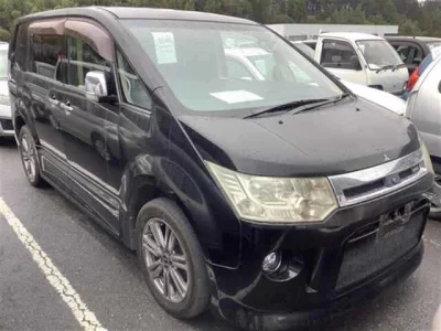 Mitsubishi DELICA D5