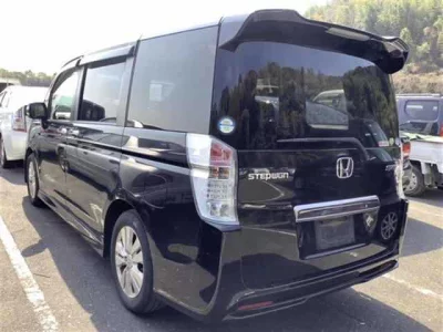 Honda STEP WAGON