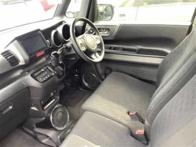 Honda N BOX SLASH