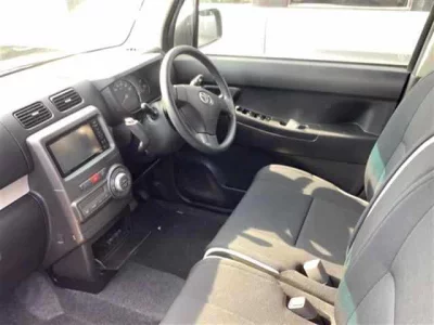 Toyota PIXIS SPACE