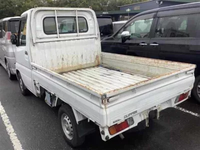Nissan CLIPPER TRUCK