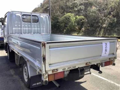 Nissan ATLAS  с аукциона в Японии