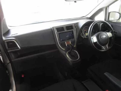 Subaru TREZIA  с аукциона в Японии