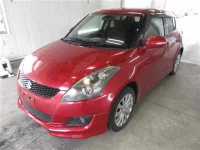 Suzuki SWIFT лот № 4032 оценка 3  с аукциона в Японии 4