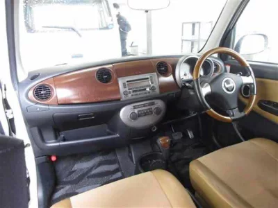 Daihatsu MIRA  с аукциона в Японии