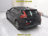 Volvo V40 лот № 50109 оценка 4  с аукциона в Японии 1