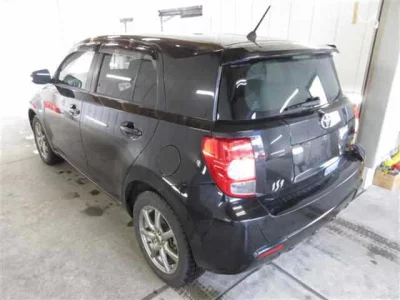 Toyota IST  с аукциона в Японии