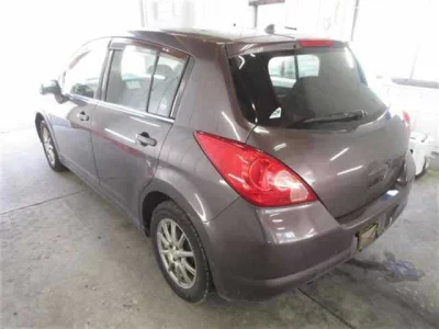 Nissan TIIDA  с аукциона в Японии