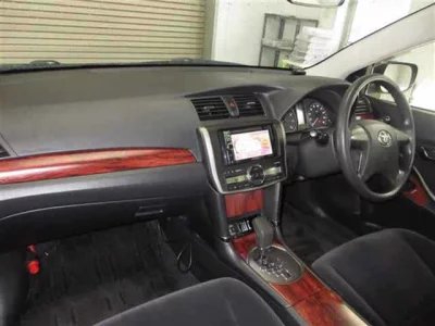 Toyota ALLION  с аукциона в Японии