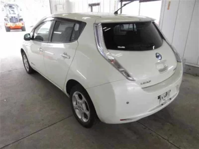 Nissan LEAF  с аукциона в Японии