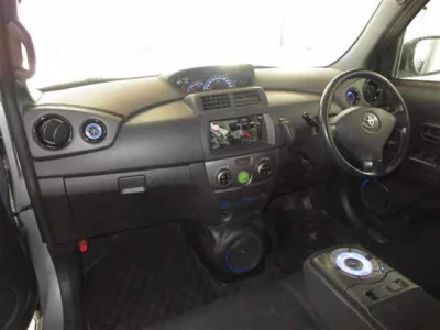 Toyota bB