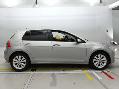 Volkswagen Golf  с аукциона в Японии