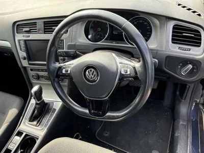 Volkswagen Golf  с аукциона в Японии