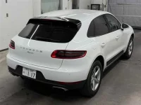 Porsche MACAN лот № 35048 оценка 4  с аукциона в Японии 4