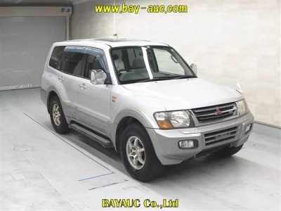 Mitsubishi PAJERO  с аукциона в Японии
