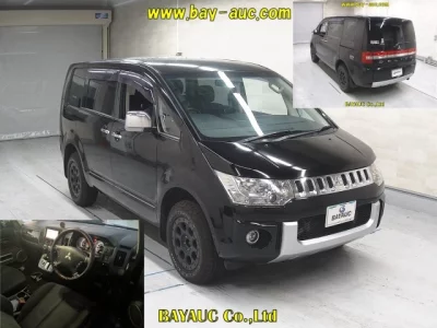 Mitsubishi Delica D:5