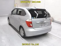 Honda EDIX лот № 271 оценка 3.5  с аукциона в Японии 1