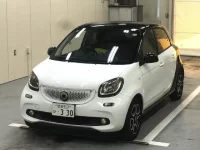 Smart FORFOUR лот № 6070 оценка R  с аукциона в Японии 2