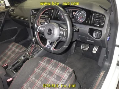 Volkswagen Golf  с аукциона в Японии