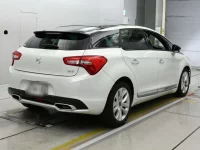 Citroen DS5 лот № 90425 оценка 4  с аукциона в Японии 1