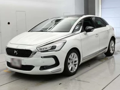 Citroen DS5  с аукциона в Японии