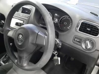 Volkswagen Polo лот № 90443 оценка 4  с аукциона в Японии 8