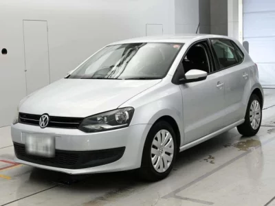 Volkswagen Polo  с аукциона в Японии