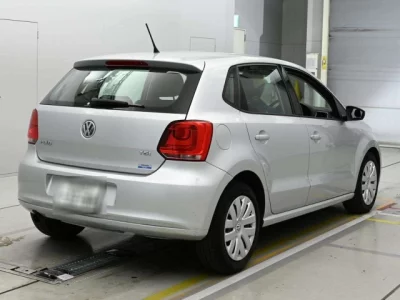 Volkswagen Polo  с аукциона в Японии