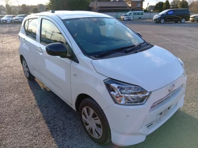 Daihatsu MIRA E S
