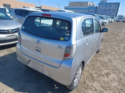 Daihatsu MIRA E S
