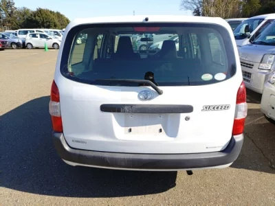 Toyota Succeed