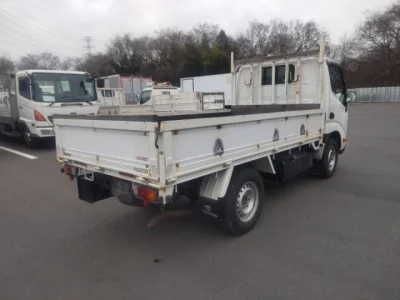Toyota DYNA