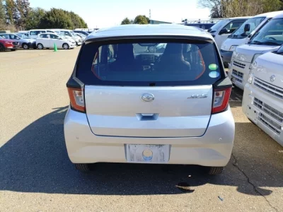 Daihatsu MIRA E S