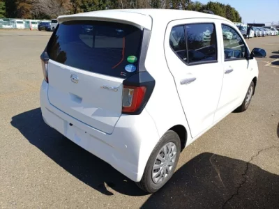 Daihatsu MIRA E S