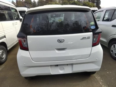 Daihatsu MIRA E S