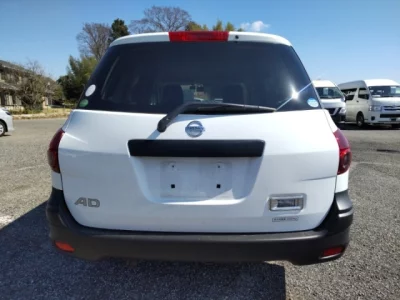 Nissan AD